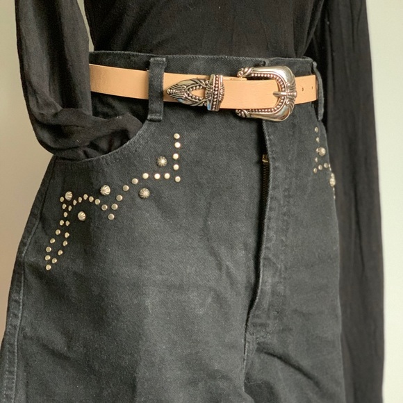 Vintage denim shorts - Picture 5 of 10